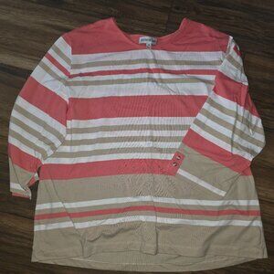 Women's Plus Size top